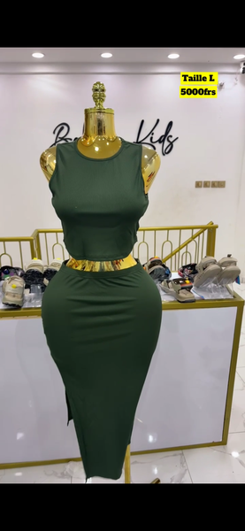 Robe élégante sans manches