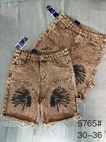 Shorts en jean à motifs