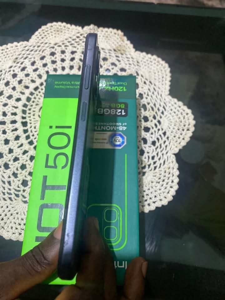 Téléphone Infinix Hot 50i