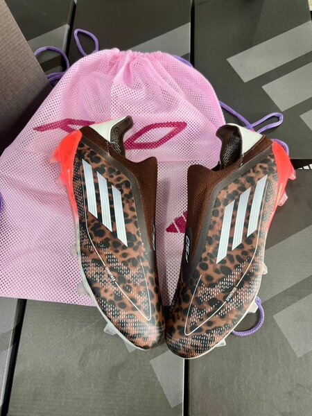 Chaussures de Football Léopard