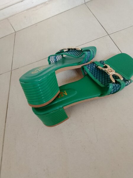 Scandale a petit talons