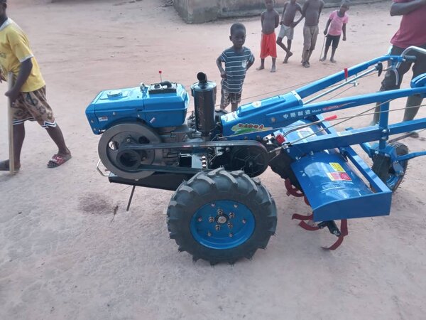 Motoculteur 18 chevaux