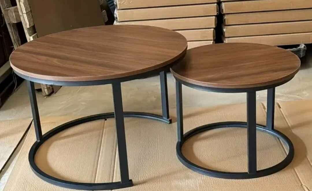 Tables gigognes design en marbre et métal