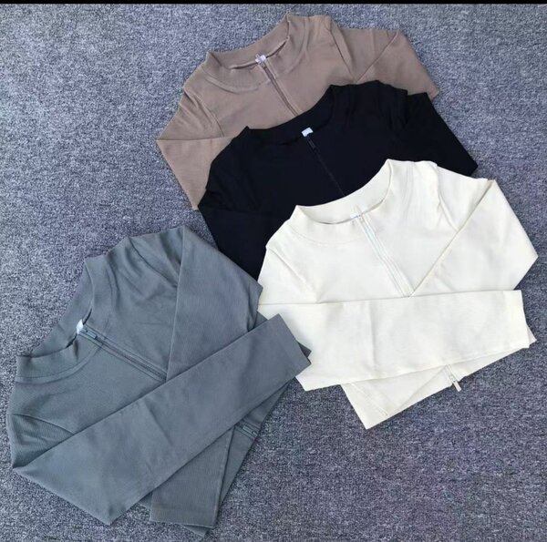 Tops zippés pour femmes