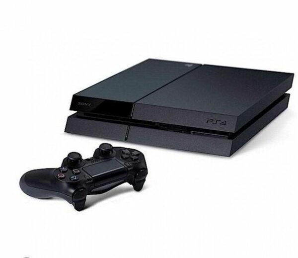 Sony PS4 fat avec manette