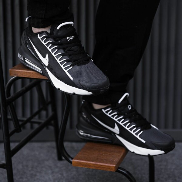 Nike Air Max Pulse Roam