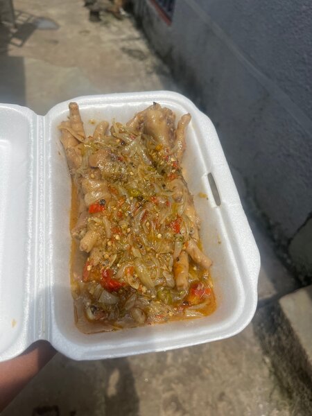 Pieds de Poulet Épicés