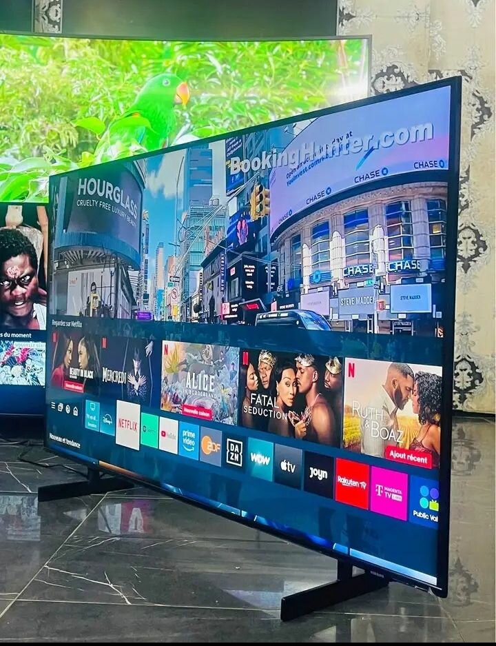 Téléviseur intelligent 4K grand écran