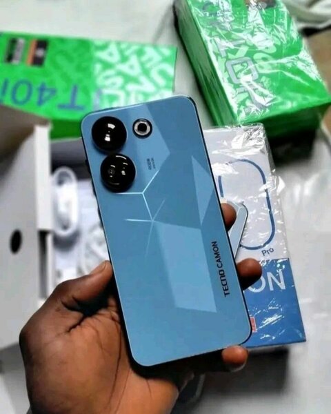 TECNO Camon 20