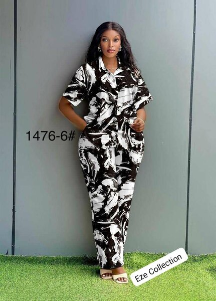 Combinaison imprimée élégante