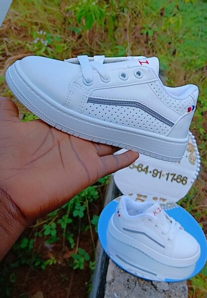 Chaussures Baskets Homme Blanc