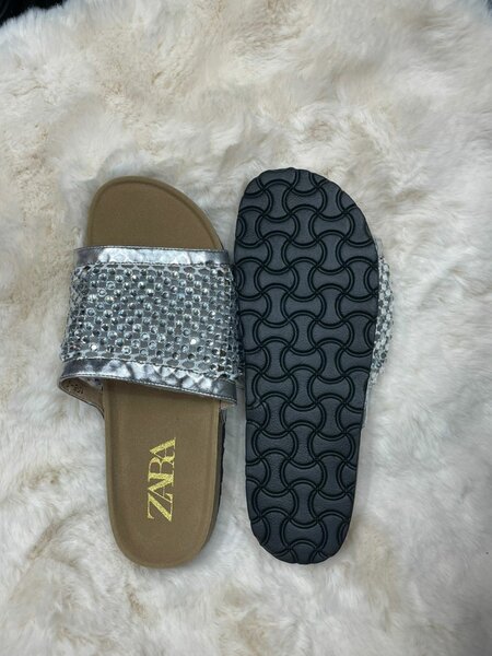 Mules argentées femme ZARA