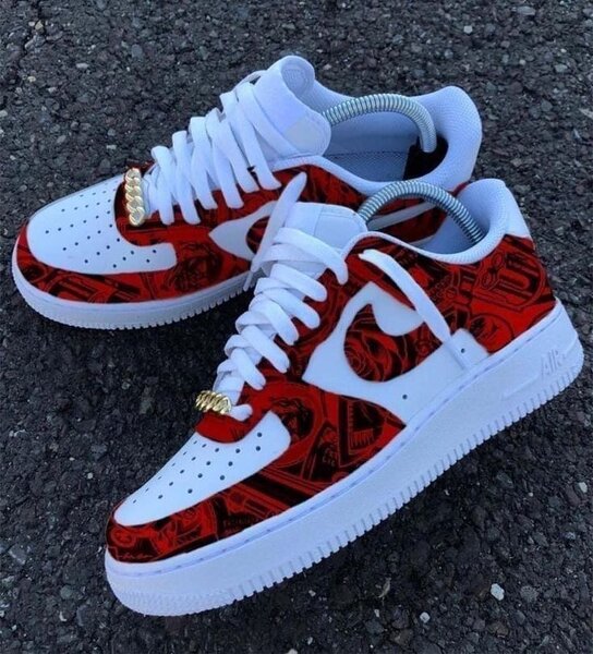 Chaussures Nike personnalisées rouges et blanches