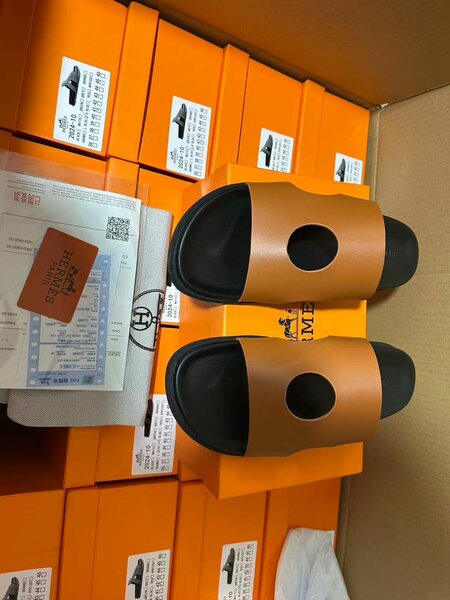 Sandales en cuir marron homme luxe