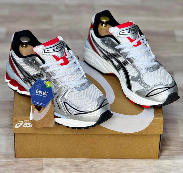 Chaussures Asics pour homme
