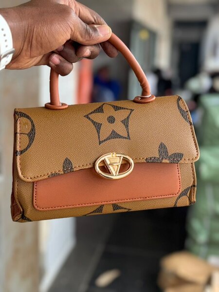 Sac à main élégant femme