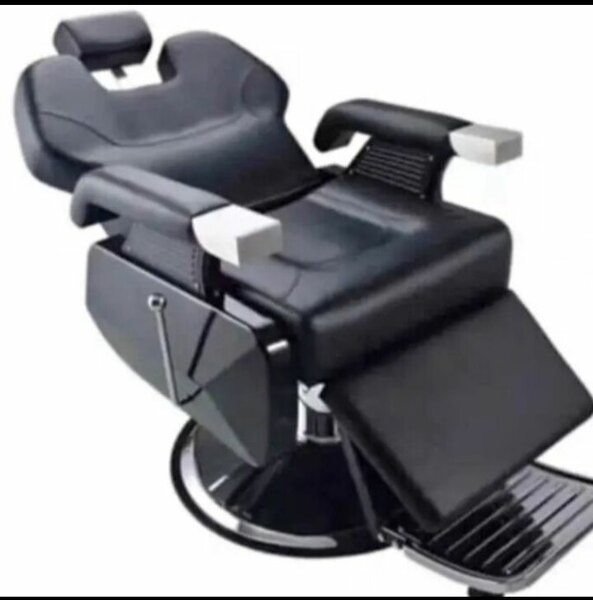 Chaise de barbier hydraulique noir