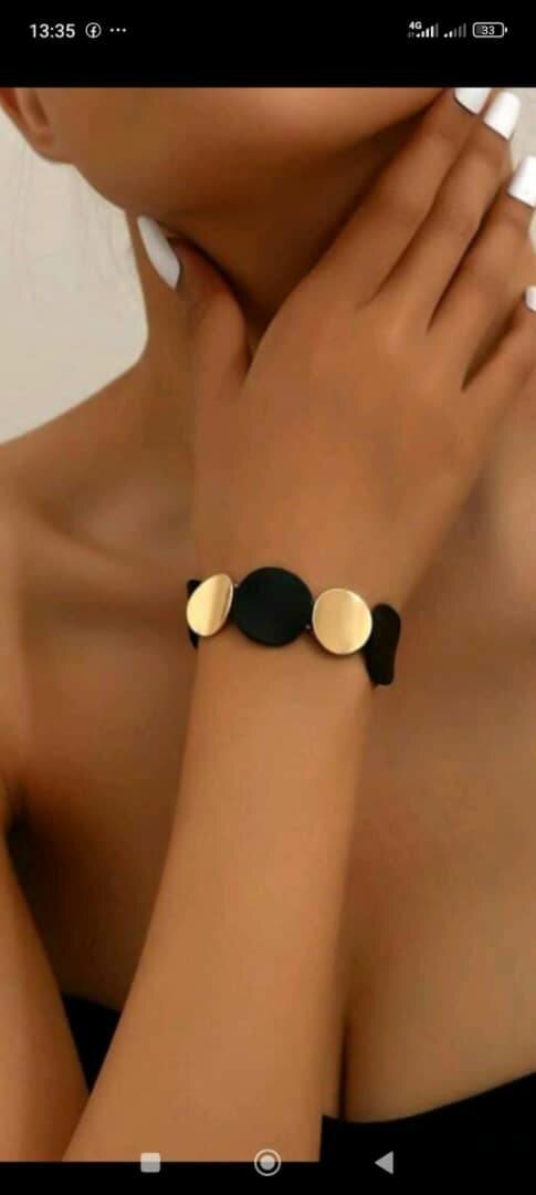 Bijoux élégants deux tons