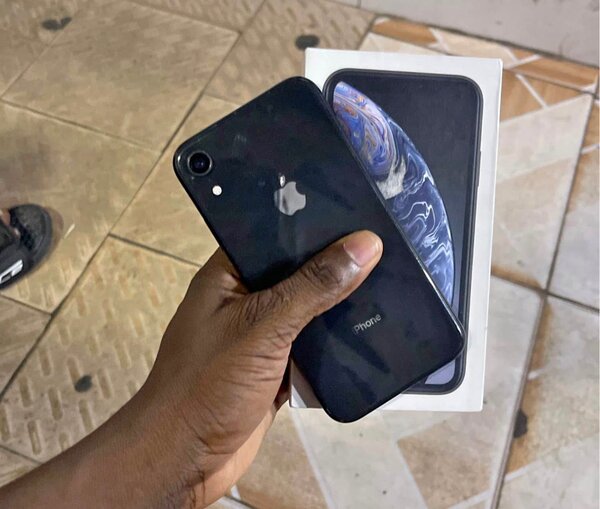 iPhone XR Noir - Téléphone Apple Reconditionné