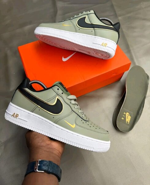 Baskets élégantes vertes Nike