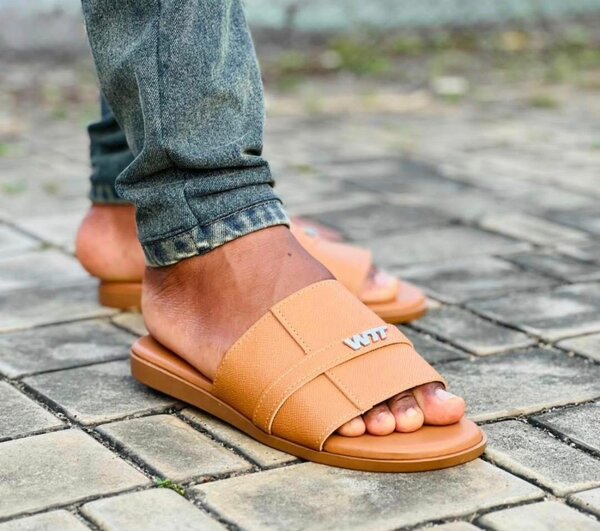 Claquettes en cuir unisexes