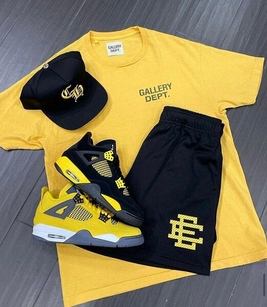 Ensemble de vêtements tendance