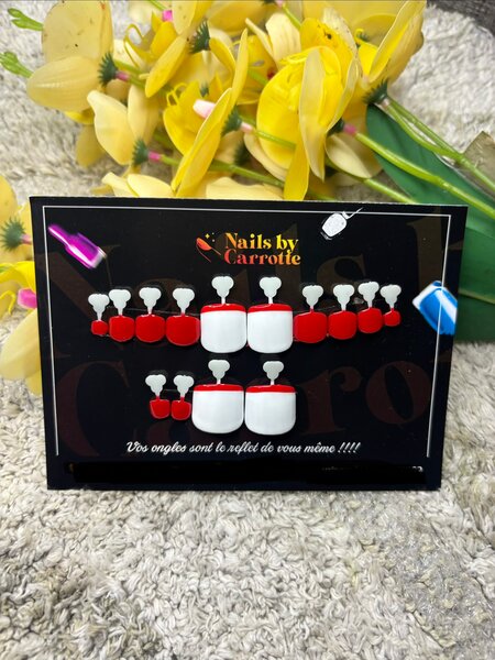 Ongles Faux Rouge Glamour.