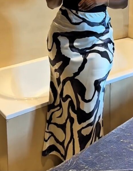 Jupe longue à motifs abstraits