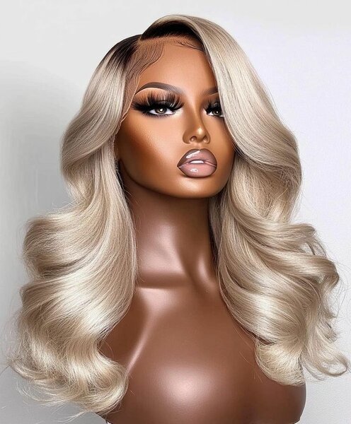 Perruque blonde ondulée frontale