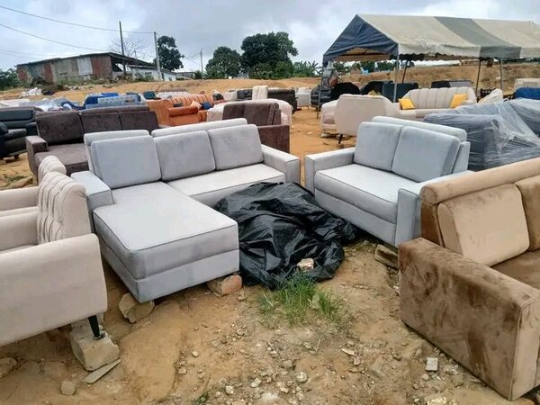 Ensemble canapé d'angle gris clair