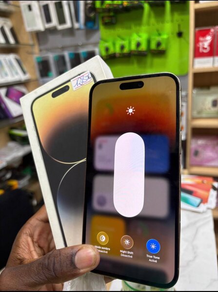 Apple iPhone 15 Pro - Smartphone