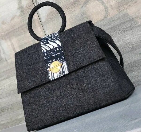 Sac à main chic en tissu