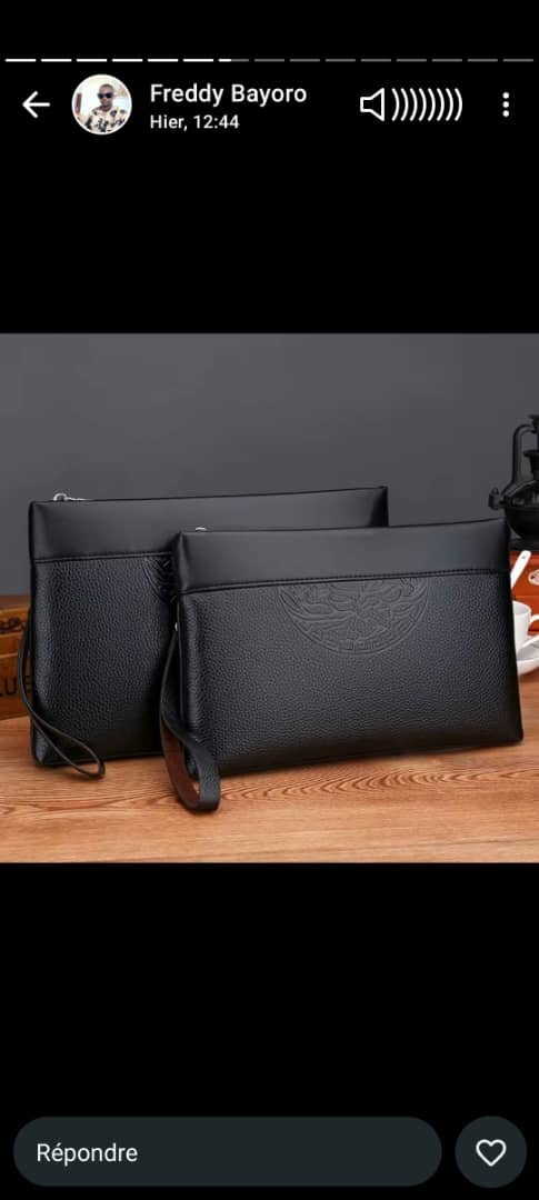 Pochette en cuir pour homme