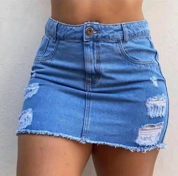 Mini jupe en denim déchiré