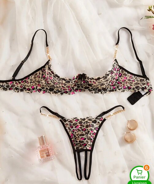 Ensemble lingerie vêtements