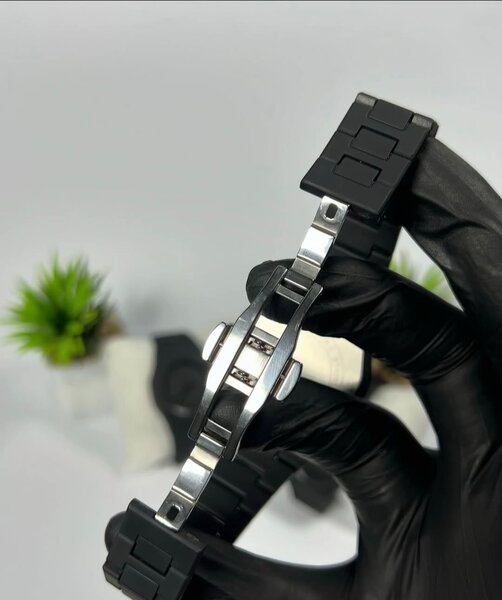 Montre en Acier Noir Chic