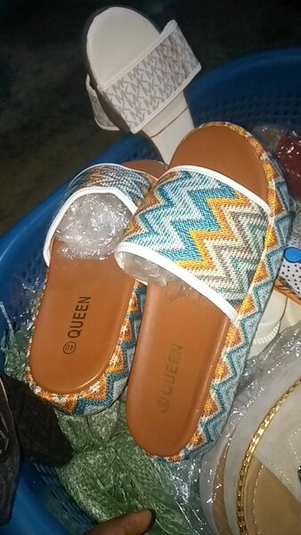 Sandales Tissées Colorées