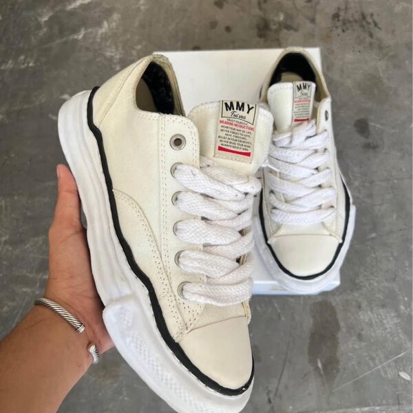 Baskets en toile blanches