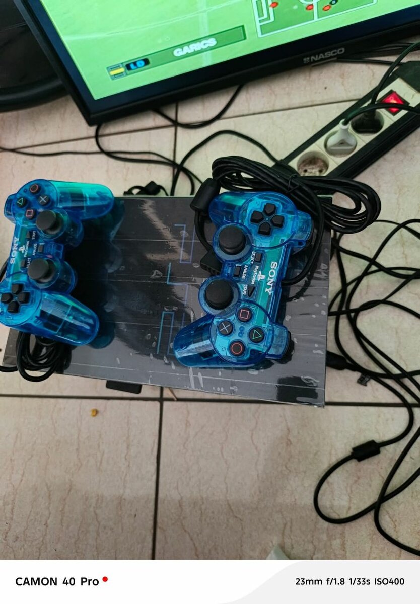 Manettes de Jeu Filaire