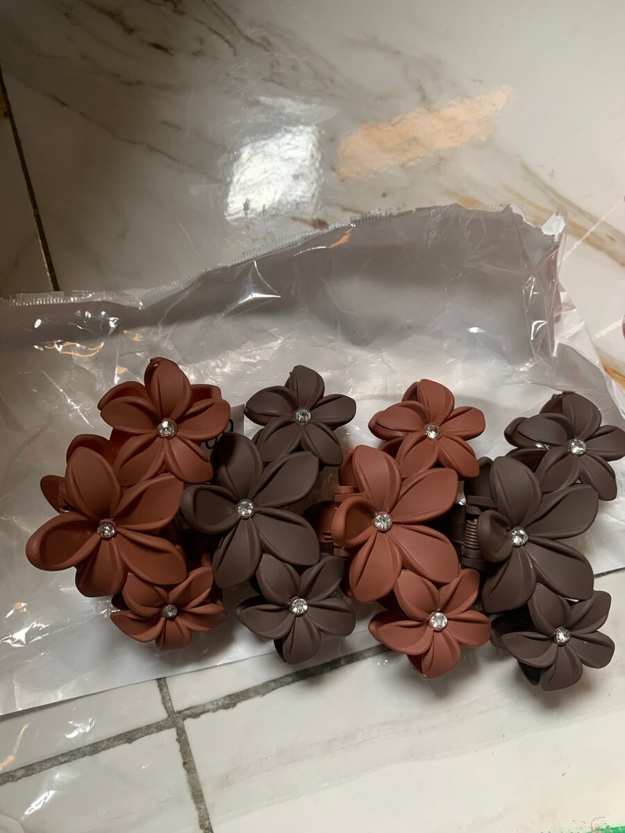 Accessoires femme, gloss,etc