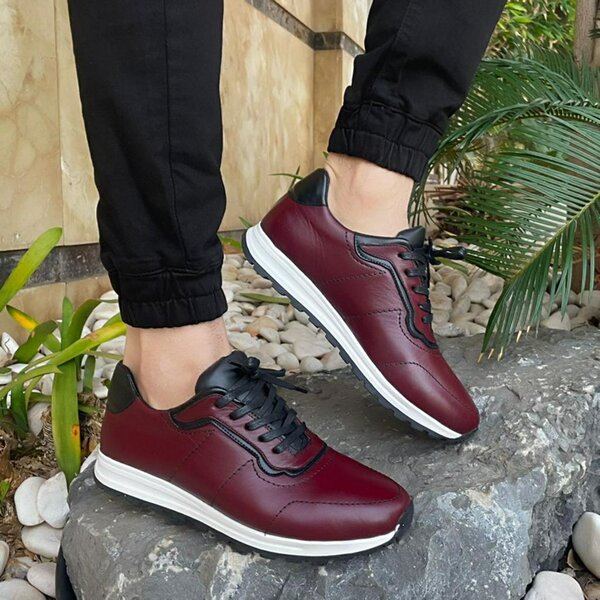 Baskets rouges élégantes homme