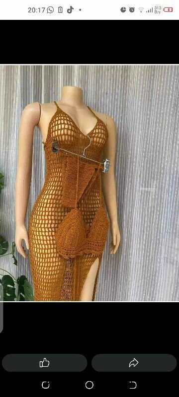 Robe en crochet élégante