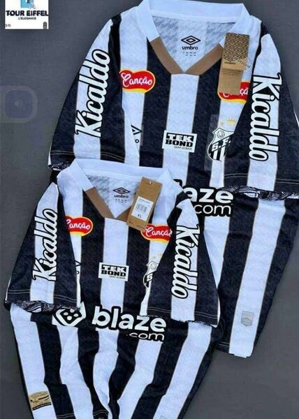 Maillot de Foot Umbro pour Homme - Noir et Blanc