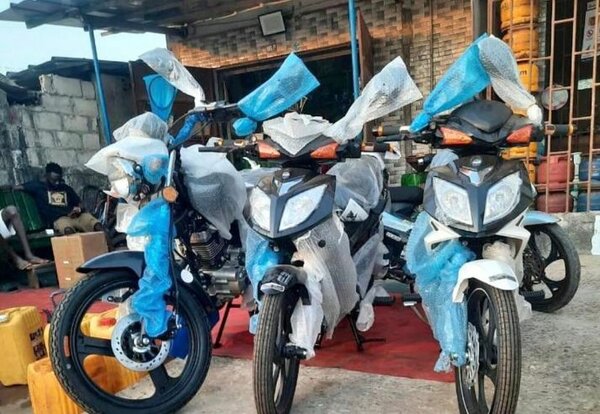 Nouvelle moto Yamaha Fzs