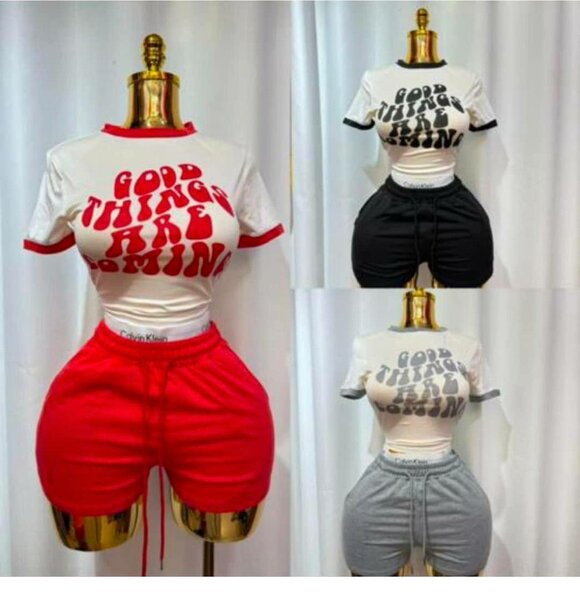 Ensemble de sport Femme - T-shirt et Short