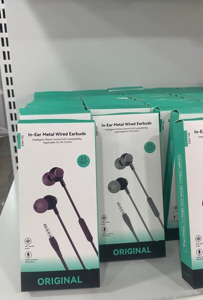 Écouteurs intra-auriculaires métal