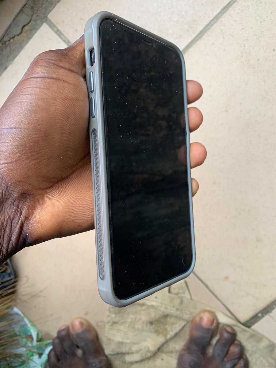 iPhone 11 Pro Max 64 Go