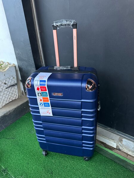 DurableTravel Suitcase/ grand