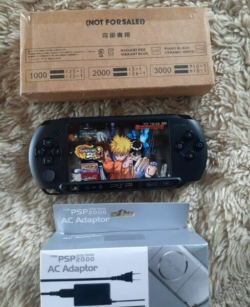 Console PSP avec accessoires - Rose & Noir