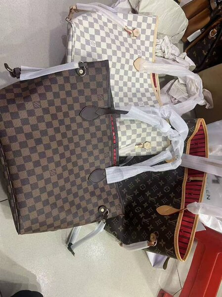 Sac cabas luxe Louis Vuitton